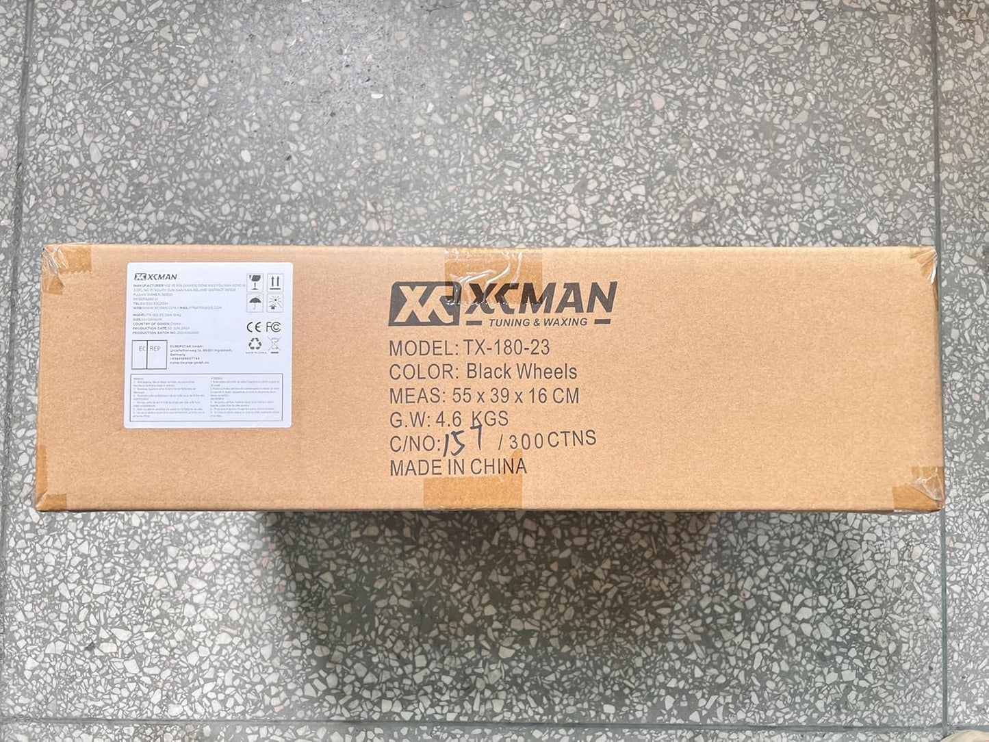 XCMAN Roller Snowboard Bag With Wheels 63-75Inch Adjustable Length Padded Bag for Air Travel Snowboard Boots