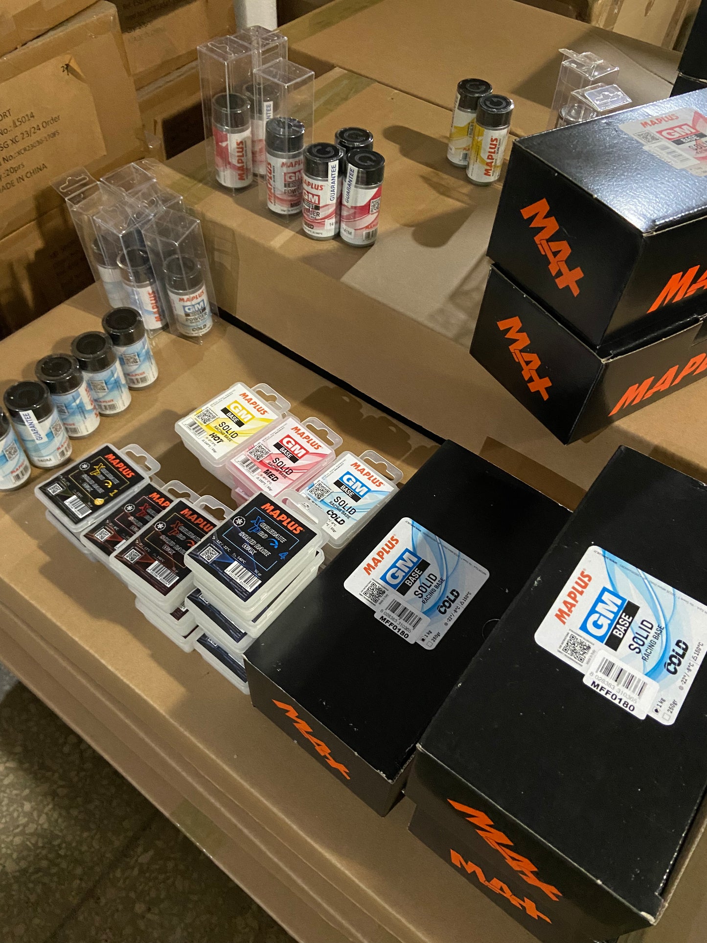 MAPLUS Solid Racing Base ARCTIC BASE 250g MW0810